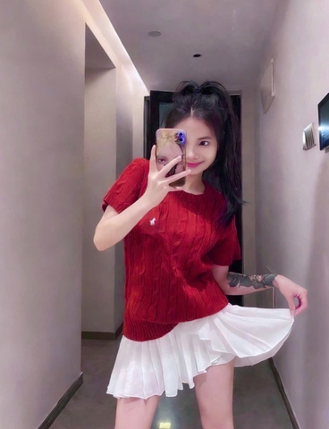 A489-Áo len cộc tay màu đỏ Hot Hit mẫu mới 2026 hàng nhà máy đủ tem