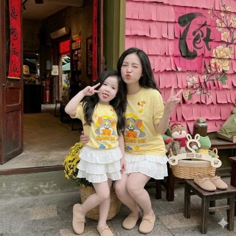 A538-Áo thun vàng Tom và Jerry mặc đôi mẹ con vải cotton mát