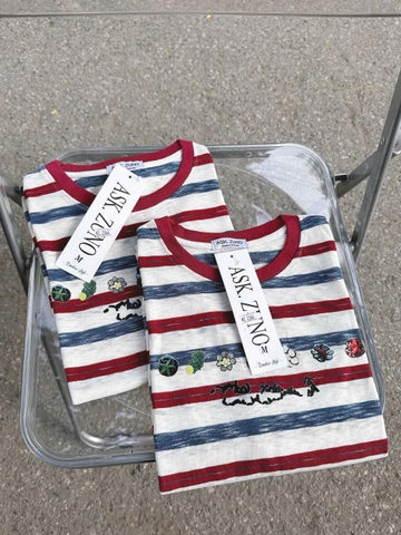 A311- Áo thun xược kẻ ngang viền đỏ in trước dáng suông