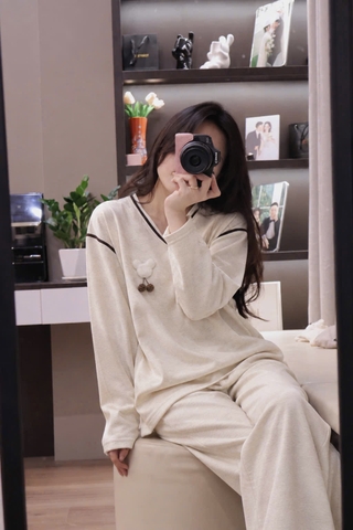 SET1058- Set nỉ dip mặc nhà màu be kèm charm