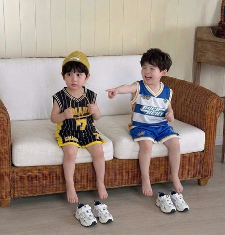 bT987-combo 2 bộ thông hơi bóng đá balo màu mới