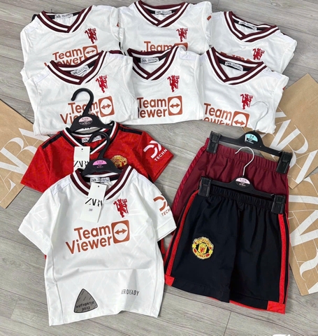 CB308-Combo 2 bộ bóng đá  TEAM trắng đó chất thông hơi cộc tay