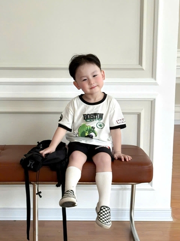 BT843-Combo 2 bộ thun cotton cộc tay bé trai Siêu nhân đen trắng 9-26kg