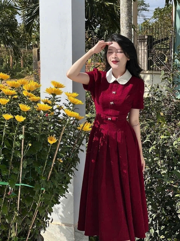 DAM142-VÁY DÀI XẾP LY NƠ EO CỔ SEN TRẮNG