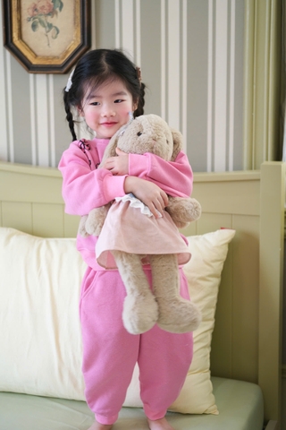 BN149- Bộ nỉ thu đông dài tay hoạ tiết Snopy hồng bé gái VNXK