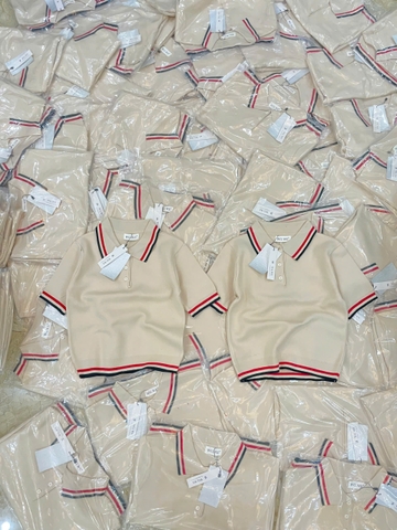 A243-Áo len POLO màu be viền sọc full tem có size