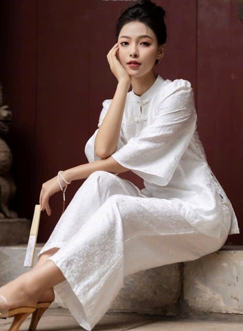 SET444-Set pháp phục trắng gấm lụa phối cúc tết