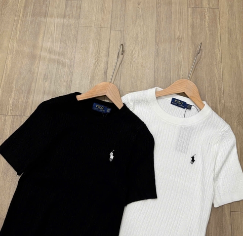 A481- Áo len dệt kim cộc tay cổ tròn thêu ngựa 2 màu đne trắng hàng nhà máy đủ tem