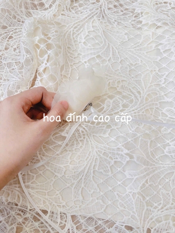 A152- 🌺 ÁO REN LÁ LÓT LƯỚI CHÂN REN 3 LỚP ☘️