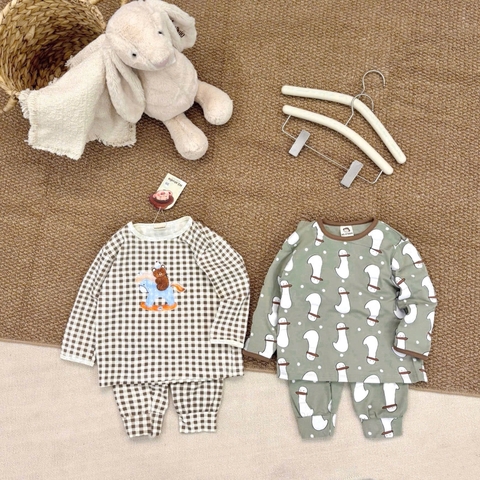 BT1073- Set 2 bộ thun díp dài tay xanh nâu kẻ bé trai