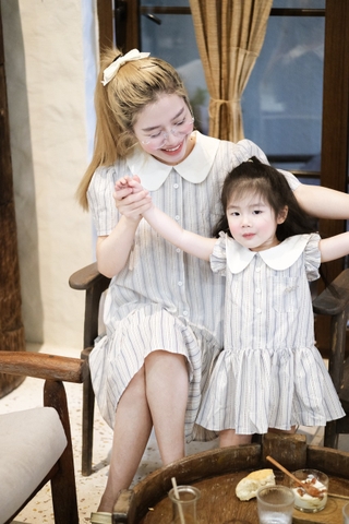 DAM18-Đầm suông kẻ đuôi cá nơ rời mẹ con 2 lóp cất kẻ tằm