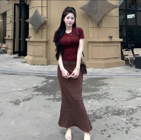 Set710- Set áo zip đỏ  mix CV đuôi cá kẻ ngang