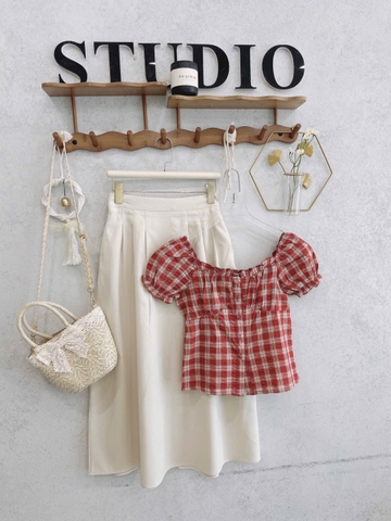 Set717-Set áo kẻ đỏ trễ vai phối quần ống suông