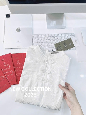 SET444-Set pháp phục trắng gấm lụa phối cúc tết