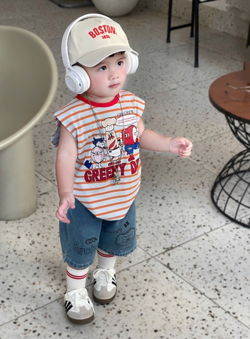 BT803-Bộ áo thun đỏ sát nách phối quần jean bébtrai TẶNG KÈM MŨ