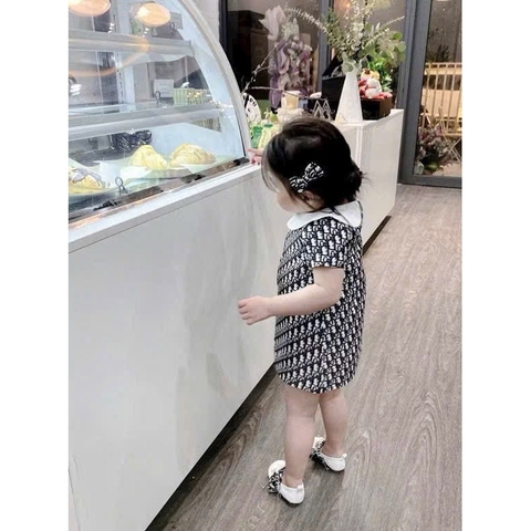 Dammid025- đầm bé gái dáng xoè hoạ tiết đen trắng phối cổ