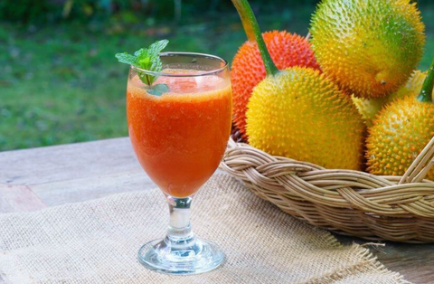 Cách làm nước uống từ trái gấc bổ dưỡng không ngờ