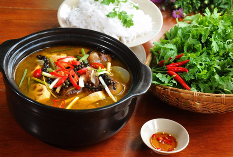 Cách nấu lẩu đuôi bò hầm củ sen thơm ngon bổ dưỡng