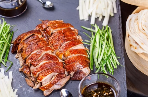 Cách làm vịt quay Bắc Kinh của người Hoa không thể cưỡng nổi