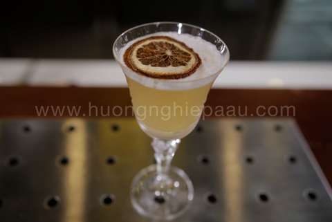 Các loại ly pha chế chuyên dụng quầy bar nào cũng phải có