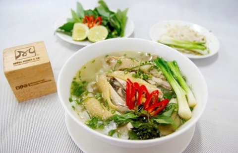 Tiết lộ cách nấu phở gà đúng chuẩn hương vị miền Bắc