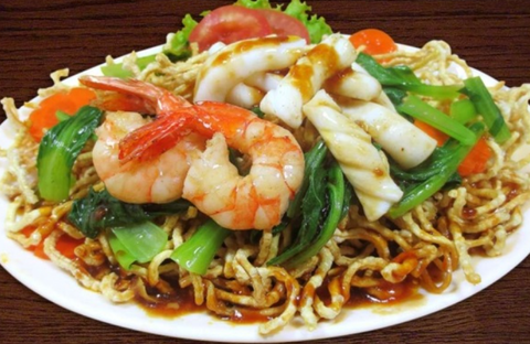 Ngon miệng với cách làm mì xào giòn bắt mắt hấp dẫn