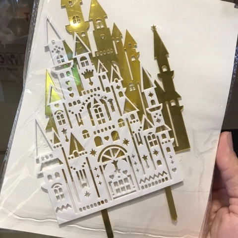 Que cắm chữ meka Happy Birthday - Lâu Đài - TM56