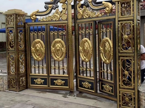 Báo giá cửa inox 2022 mới nhất