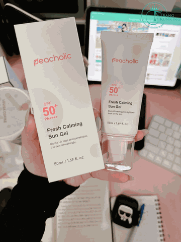 Kem Chống Nắng Nâng Tone Kiềm Dầu Peacholic Fresh Calming Sun Gel SPF 50+ PA++++(mẫu mới)