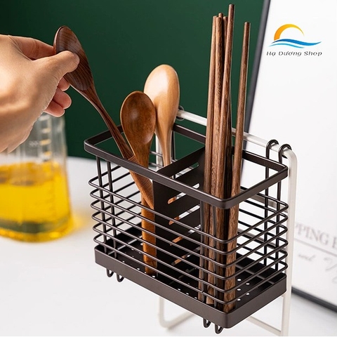 Hộp đựng muỗng đũa treo tường sơn tĩnh điện nâu bền đẹp hiện đại an toàn cao cấp HADU