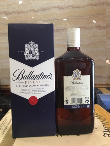 Rượu Ballantine Finest 1000ml, 700ml