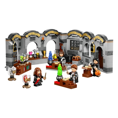 Bộ Mô Hình Lắp Ráp LEGO Harry Potter Lớp Học Độc Dược #76431