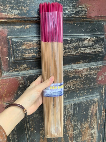 Nhang Que Đàn Hương Có Tăm (bó dài 38cm thơm đậm)