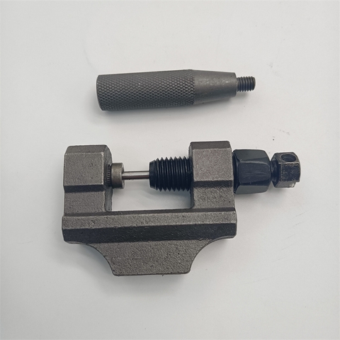 dụng cụ cắt xích xe máy