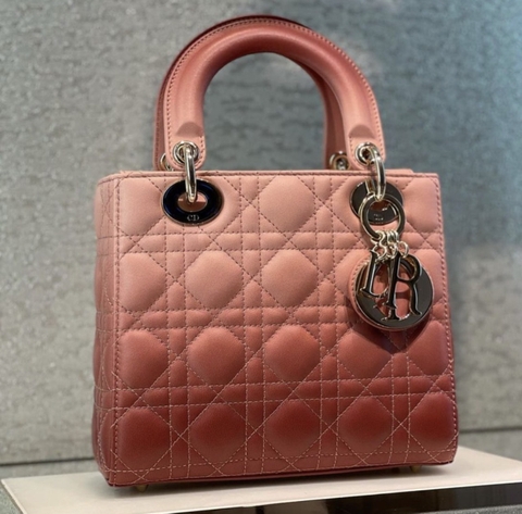 Túi Dior Lady Ombre Da Lì Khóa Vàng Size 20cm Dây Bảng To Có 2 Hộp