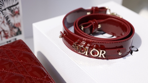 Túi Di Lady Da Bóng Khóa Vàng Size 17cm 2Box (Có hộp)