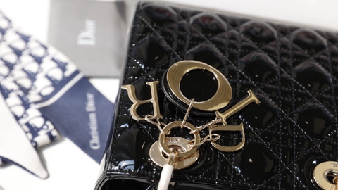 Túi Di Lady Da Bóng Khóa Vàng Size 17cm 2Box (Có hộp)