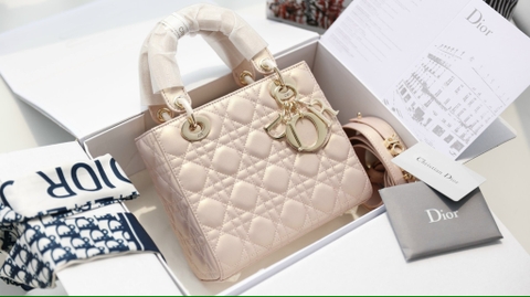 Túi Di Lady Da Lì Khóa Vàng Size 20cm Có 2 Hộp