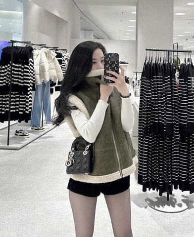 Túi Di Lady Da Lì Khóa Vàng Size 12cm Có 2 hộp