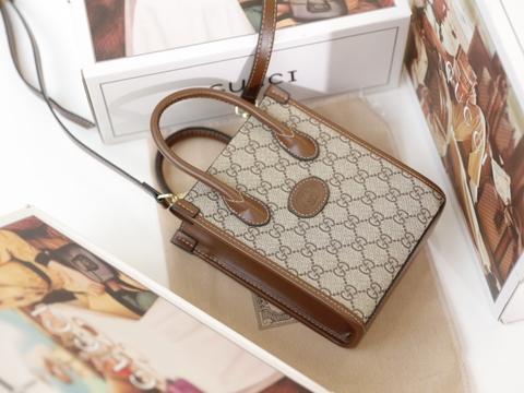 Túi Gucci Tote Size 20cm Có 2 hộp