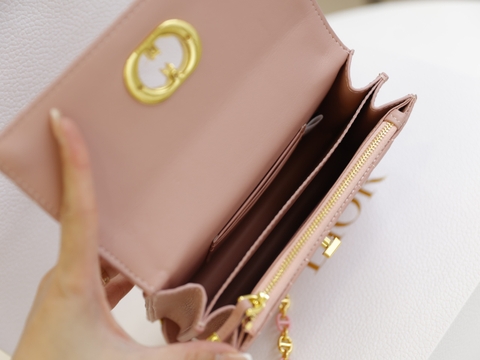 Túi Di Caro mini Khóa Vàng Size 19cm Có 2 hộp