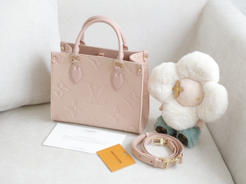 Túi L Onthego Da Bò Họa Tiết Dập Size 25cm Có 2 hộp