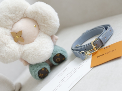 Túi L Onthego Da Bò Họa Tiết Dập Size 25cm Có 2 hộp