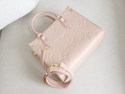 Túi L Onthego Da Bò Họa Tiết Dập Size 25cm Có 2 hộp