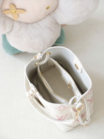 Túi L Neo Size 21cm Có hộp