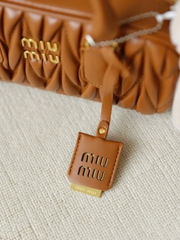 Túi Miu Miu 3503