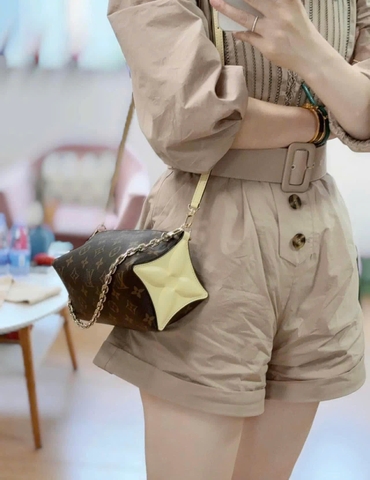 Túi L Bloom Wallet Size 25cm Có 2 hộp