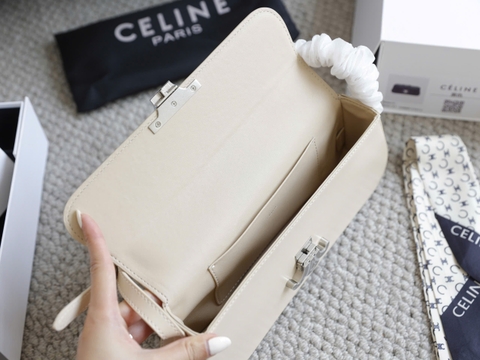 Túi Celine Triomphe Kẹp Nạch Khóa Bạc