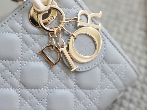 Túi Di Lady Da lì Khóa Vàng Size 17cm Ver2 F6677