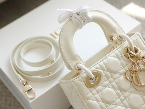 Túi Di Lady Da lì Khóa Vàng Size 17cm Ver2 F6677